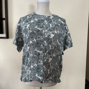 H&M Women's Green Paisley Keyhole Blouse Top - Size 6